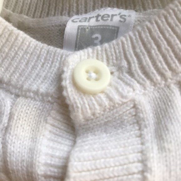 Practical, Warm, off white, NWOT, Carters sweater. 3mths - Picture 3 of 5